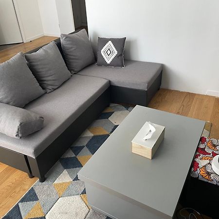 Smb Apartment Bezons Luaran gambar