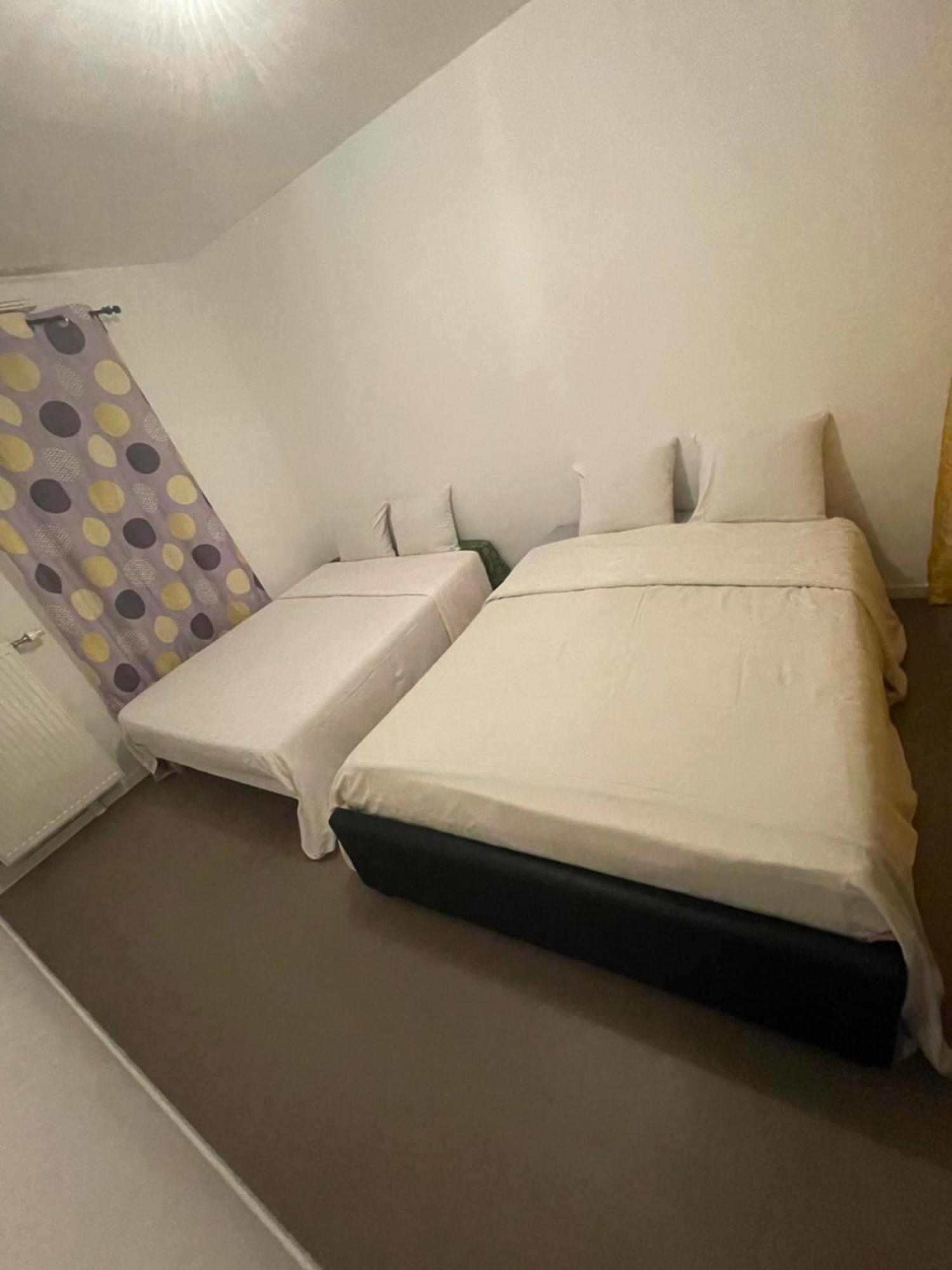 Smb Apartment Bezons Luaran gambar