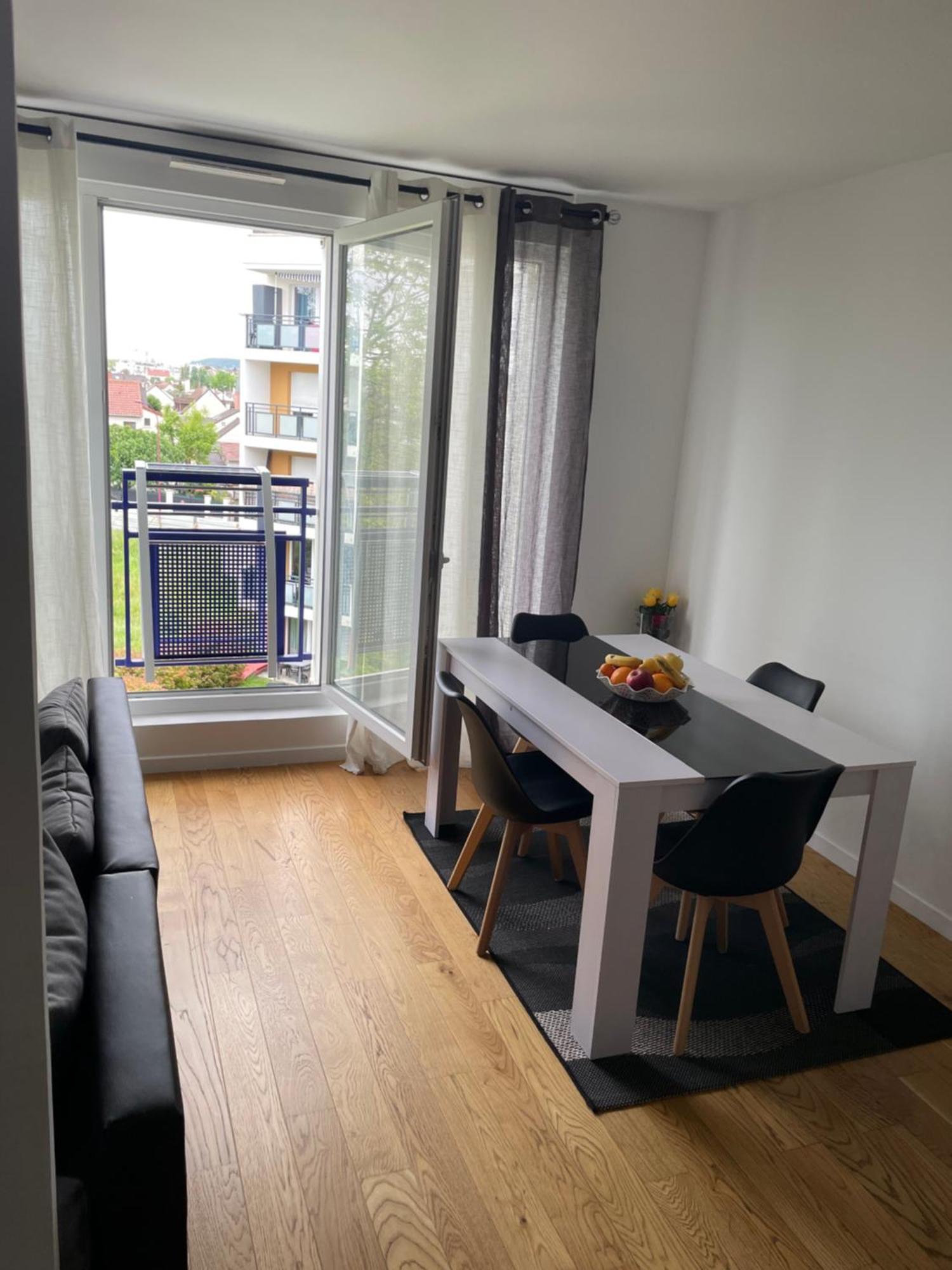 Smb Apartment Bezons Luaran gambar